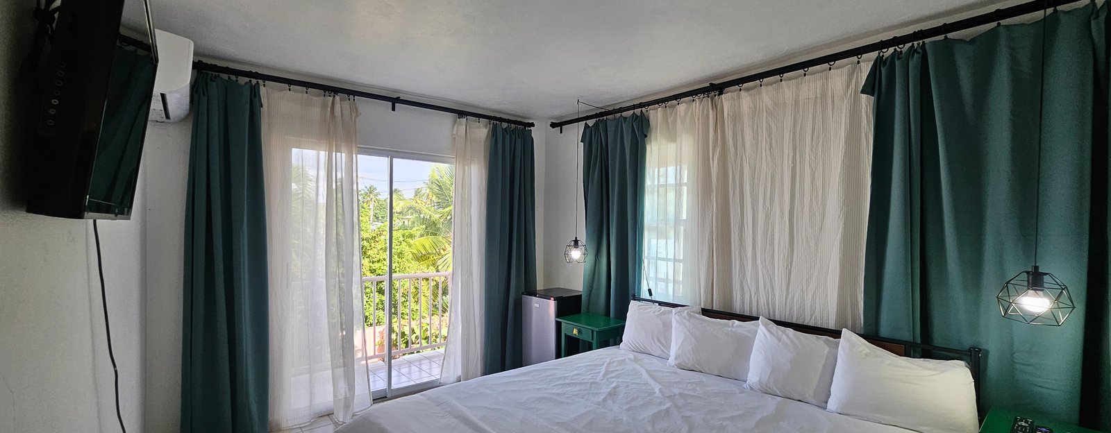 200 - The Rio Grande Tropical King Escape